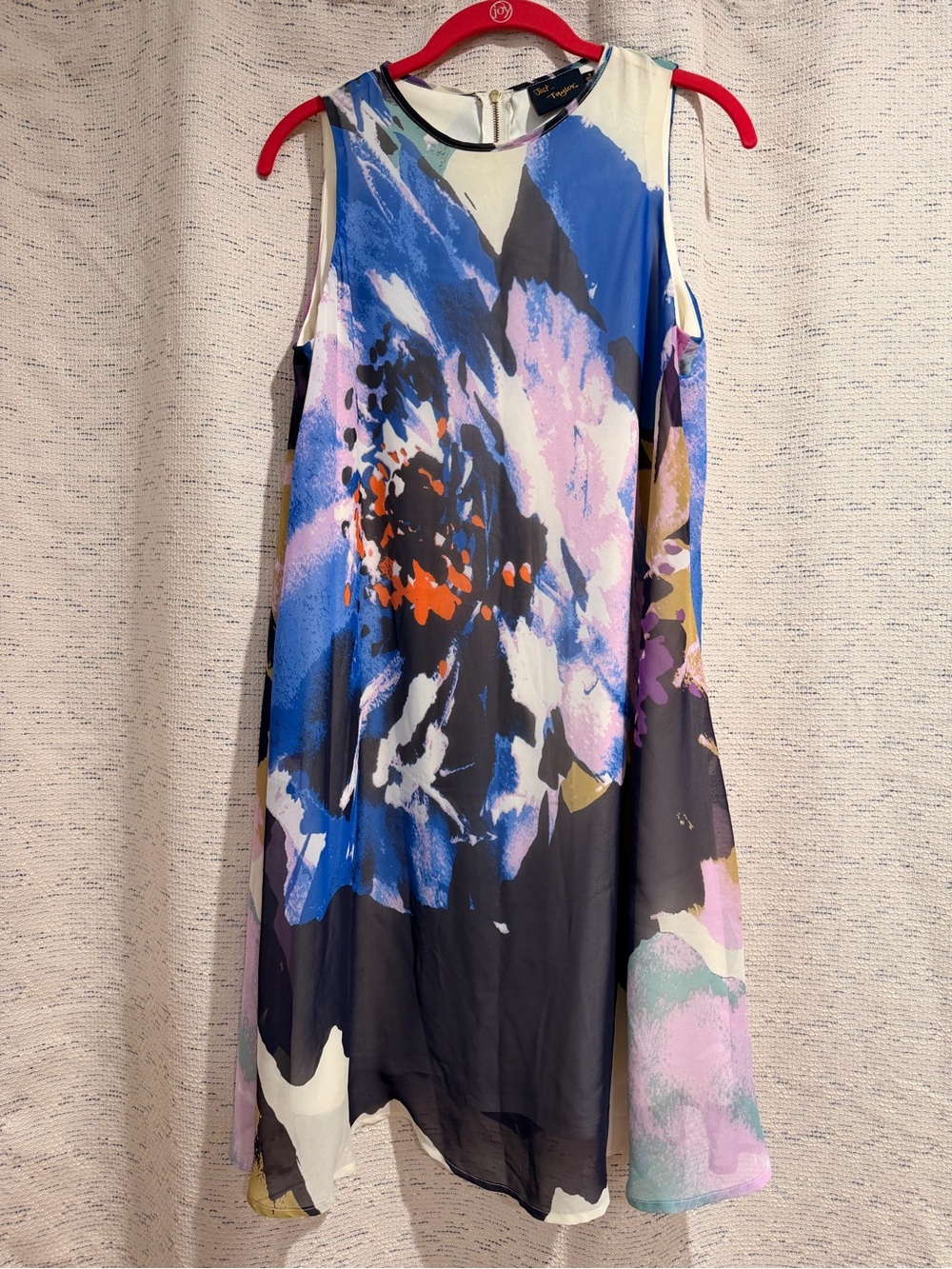 Abstract Floral Sleeveless Shift Dress in Blue and Black